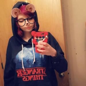 Meet your Posher, Jacqueline